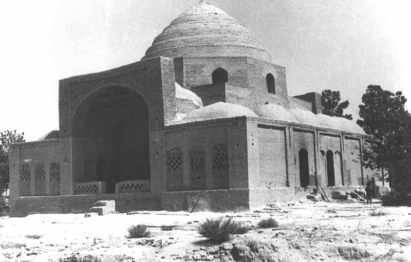 View of the tomb from the southeast.