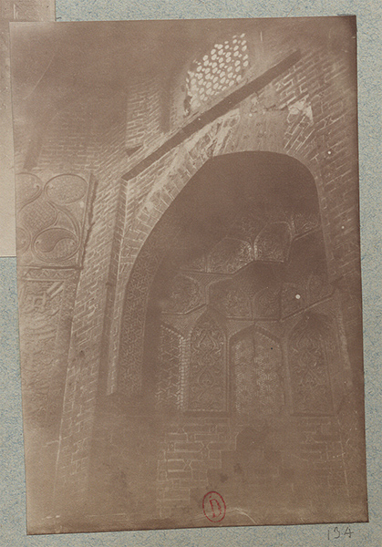 The corner niche to the right of the mihrab.